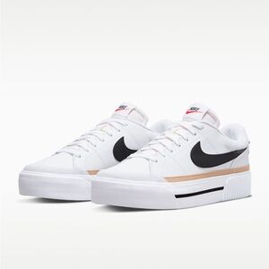 Nike Court Legacy Lift
Women's Shoes NWB SIZE US 9/ EUR 40.5